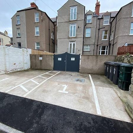 Central Llandudno, Private Parking Near To Beach, Pier & Shops Екстер'єр фото